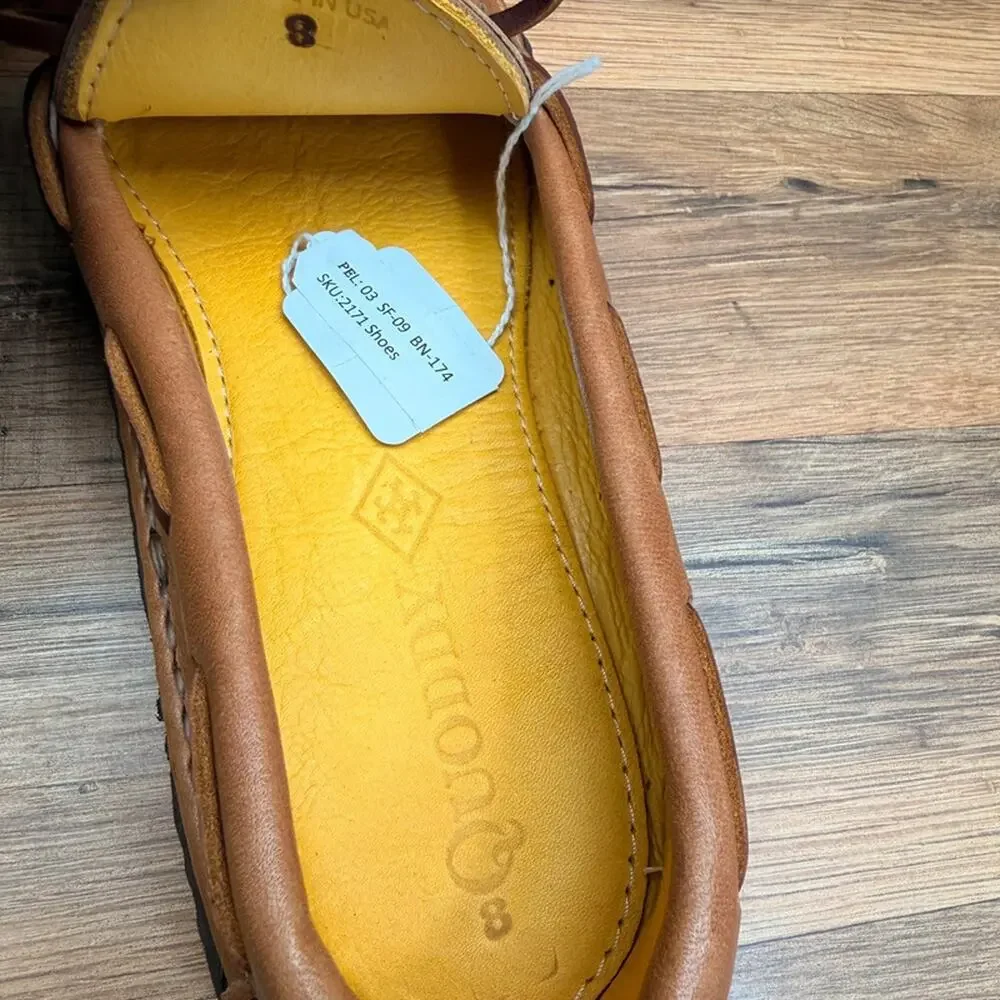 Quoddy Men's size 8 Grizzly Moc LE - Grizzly Peanut loafers shoes brown Leather